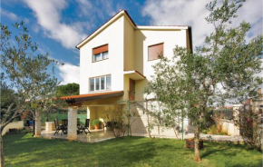 Awesome Apartment In Pula With Wifi